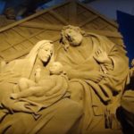 Bắt đầu thực hiện hang đá Giáng Sinh bằng cát tại Vatican